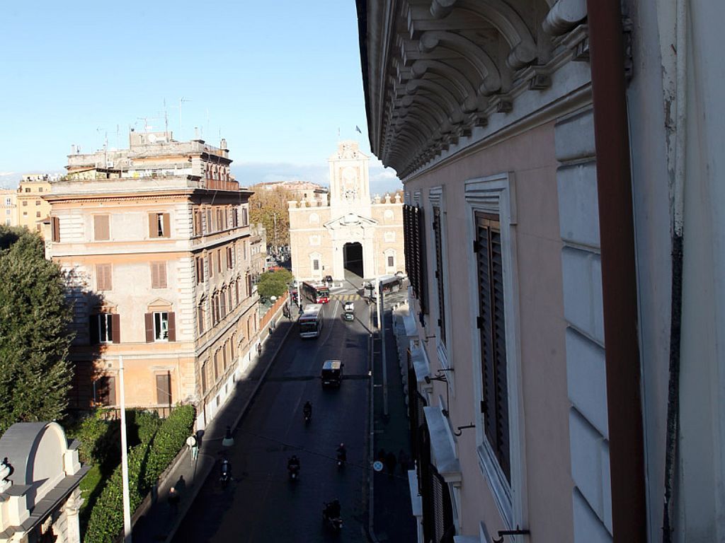 ホテル バルティコ ローマ エクステリア 写真